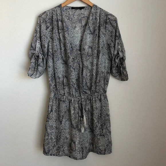 Ark & Co. x Anthropologie Snake Romper Size Small - Picture 2 of 7